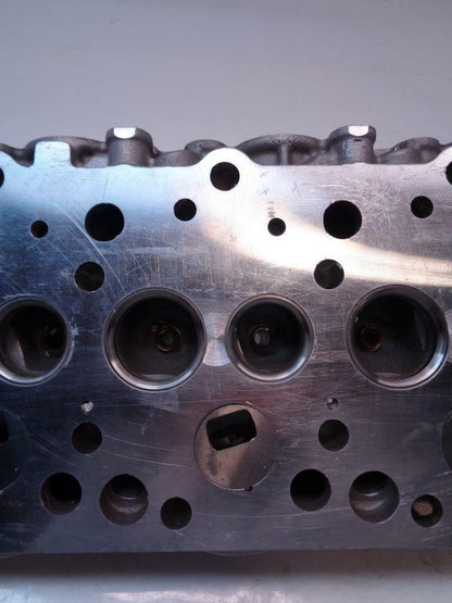NEW ALUMINUM BARE 4 CYLINDER DIESEL CYLINDER HEAD FOR MITSUBISHI PAJERO L200 R8
