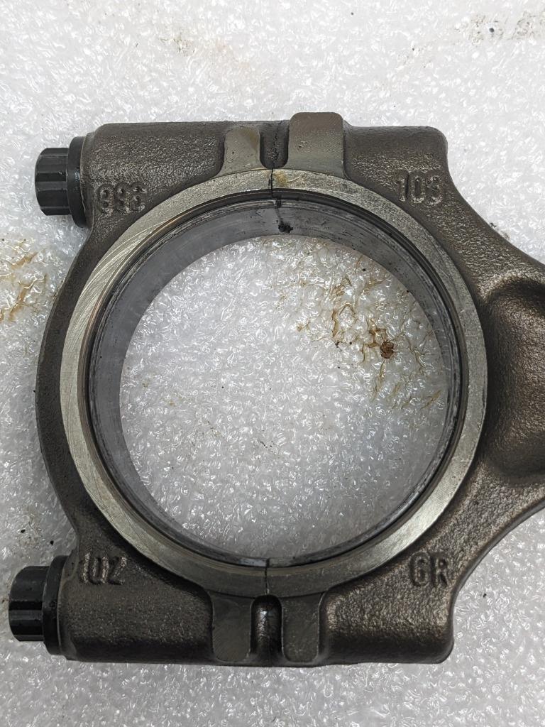 PORSCHE 911/996  CONNECTING PISTON ROD #4 9961031026R USED 996BGL2T2