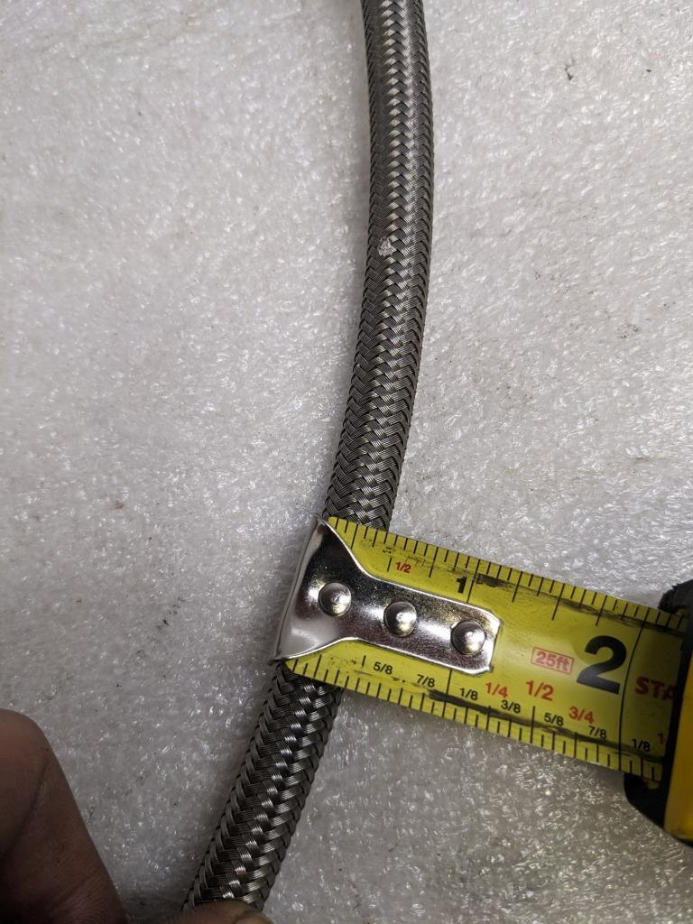 UNBRANDED BRAIDED 223' SS HOSE 5/16" ID 7/16" OD W/ PLASTIC TUBING NEW R5