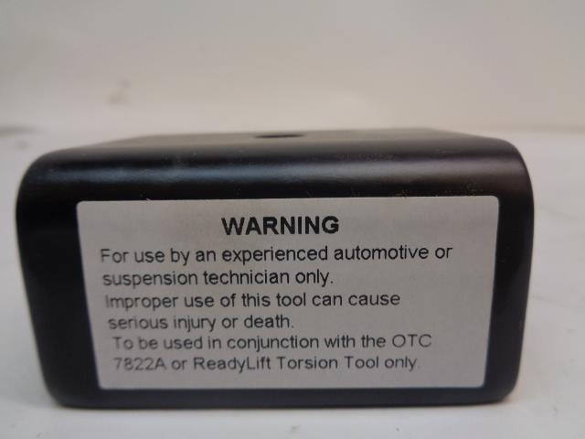 READYLIFT 2" LEVELING KIT W/FORGED TORSION KEY 00-05 DODGE RAM 66-1000 R18T2
