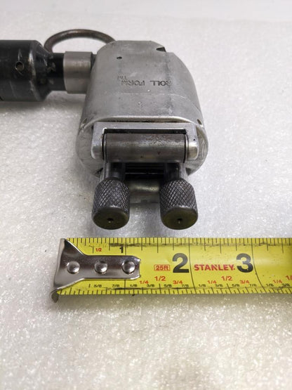 CLECO 24RAS13AM3 PNEAUMATIC ANGLE NUTRUNNER W/ GDX ROLL FORM HEAD USED R27