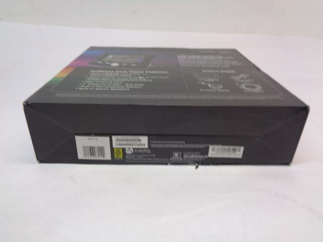 NEW AUDIOVOX 7 IN. WIDESCREEN PORTABLE DVD PLAYER BLACK DFL710 R17