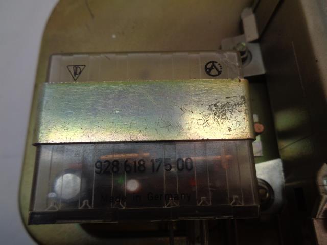 Porsche 928 Ignition Control Unit w/ Mount Relay & Coding Plug 928 618 124 22
