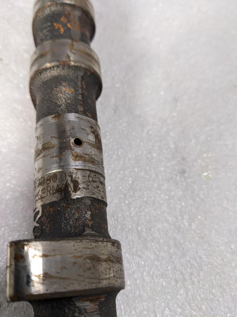 PORSCHE BOXSTER CAYMAN RIGHT EXHAUST CAMSHAFT 3.8L  997060014 USED 996.B.G.L.