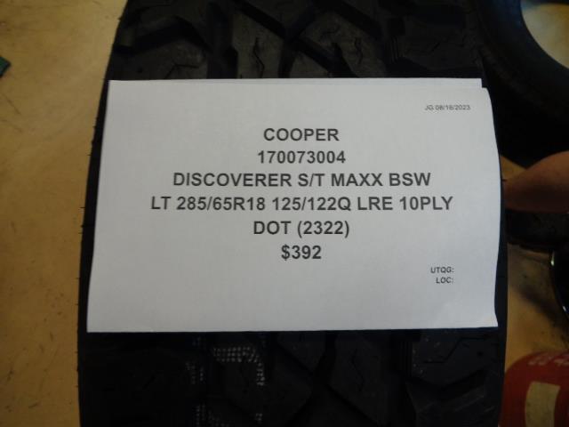 COOPER DISCOVERER S/T MAXX BSW LT 285 65 18 125/122Q LRE 10PLY TIRE 170073004