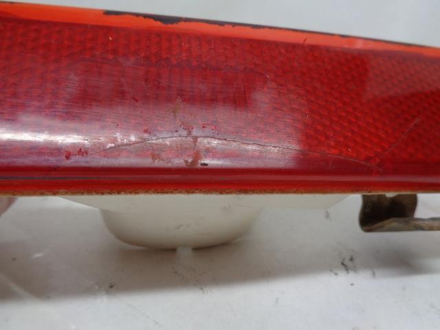 USED PORSCHE REAR LEFT SIDE MARKER LENS w/ BACKING & BULB 944 631 425 00 R25T4