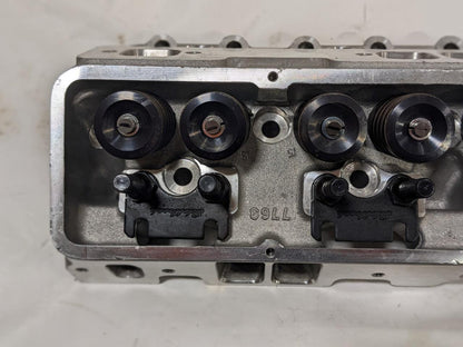 Edelbrock 77589 SBC VICTOR JR CY NEW I2