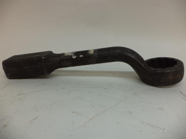 NEW ARMSTRONG TOOLS 2" 12PT OFFSET STRIKING WRENCH BLACK OXIDE 33-064 R22T7