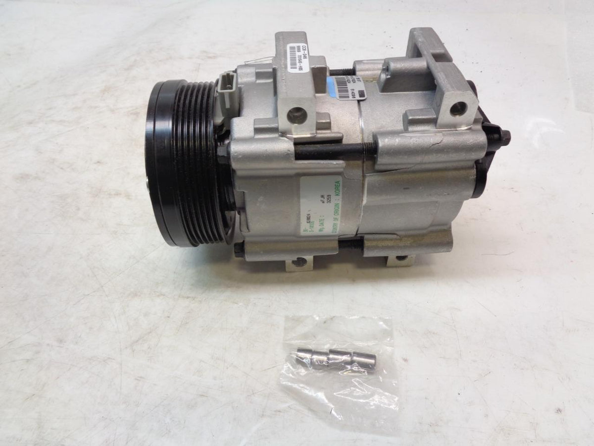 NEW OEM CARQUEST 274204 AC COMPRESSOR 1999-2007 FORD, MERCURY R1