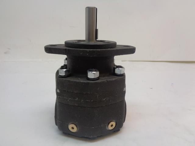 NEW PARKER HYDRAULIC PUMP/MOTOR M2B16912T20NB R33