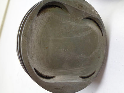 4 USED GENUINE PORSCHE 968 PISTONS WITH CONNECTING RODS 944 103 111 1R R24T5