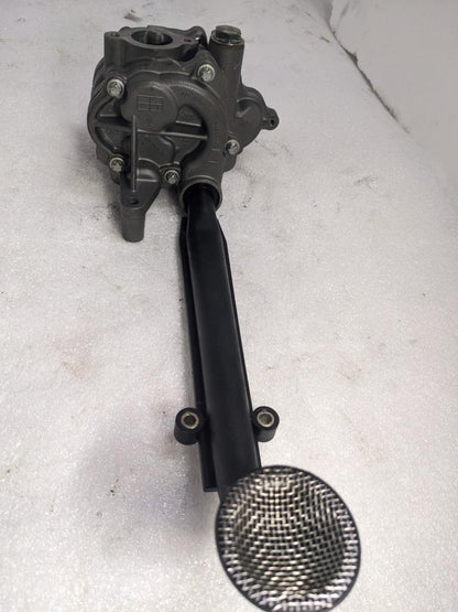 PORSCHE CAYENNE OIL PUMP WITH RESERVOIR 948107010 USED R24