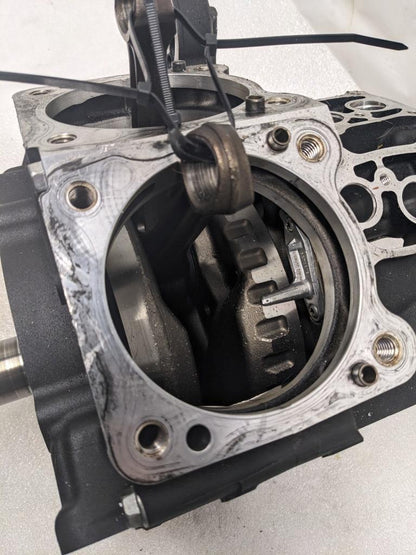 HARLEY DAVIDSON MILWAUKEE 8 TOURING CRANKCASE FOR 17-23 ELECTRA GLIDE USED I2