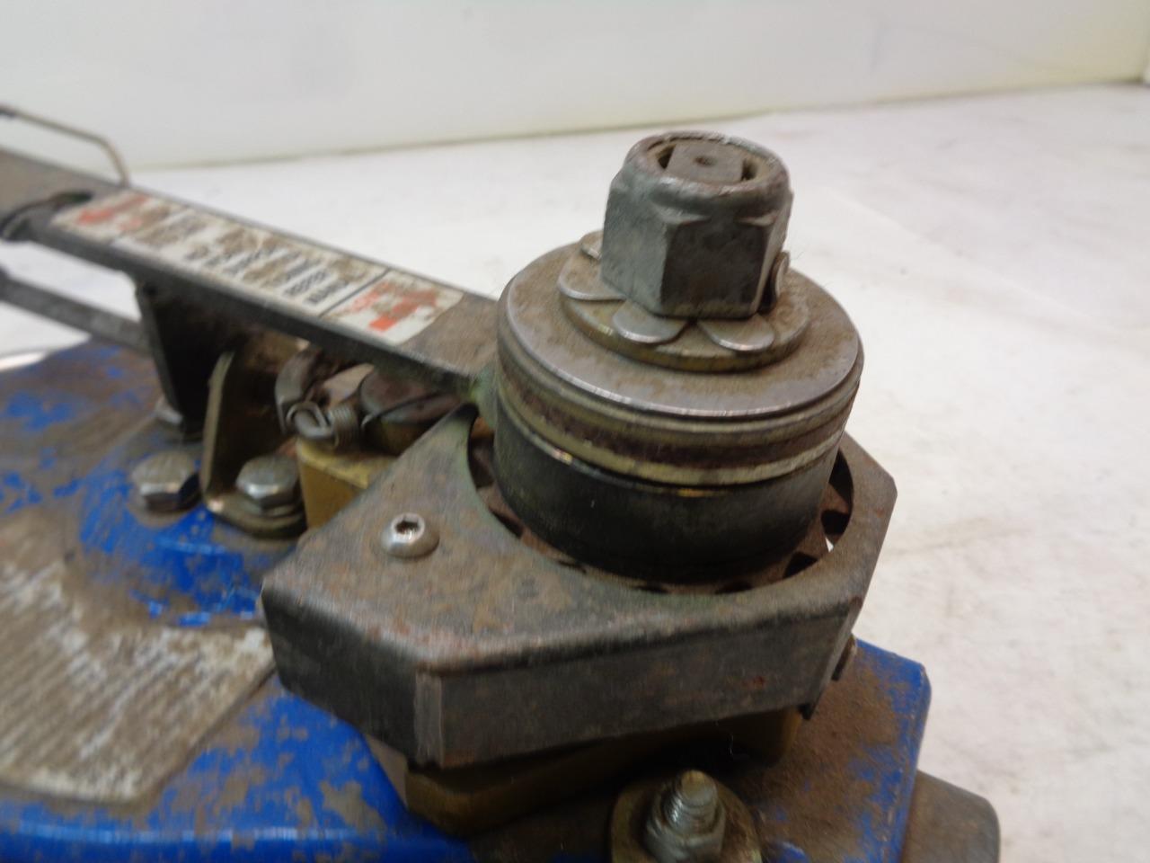 DBI-SALA RETRACTING LIFELINE W/ MOUNTING BRACKET 50ft 310lbs MAX 3400115 USED H1