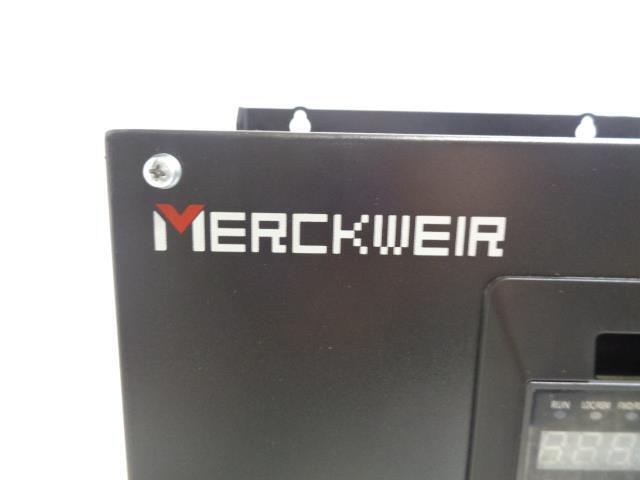 MERCKWEIR MK300-2T22G 3-PHASE 220V 22KW FREQUENCY CONVERTER NEW R29