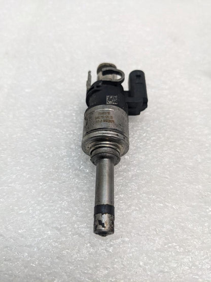 15-18 PORSCHE CAYENNE MACAN 958 TURBO FUEL INJECTOR 94611012830 USED R21SPB