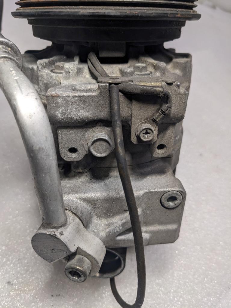 PORSCHE 911/986 BOXSTER A/C PUMP COMPRESSOR 99612601152 USED 996B.G.L.