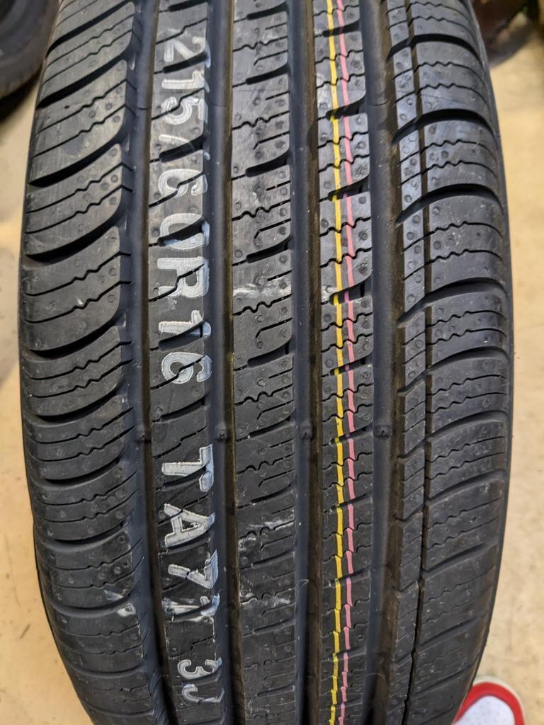KUMHO SOLUS TA71 P 215 60 16 95V SL TIRE 2169603 CQ1