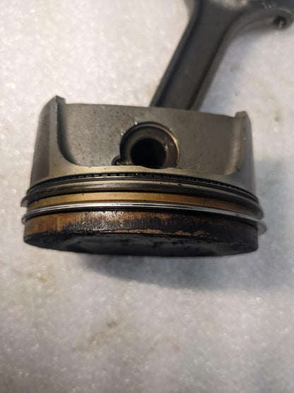 PORSCHE 986 BOXSTER 2.7L PISTON W/CONNECTING ROD #3 9961031028R USED 996GL2T1