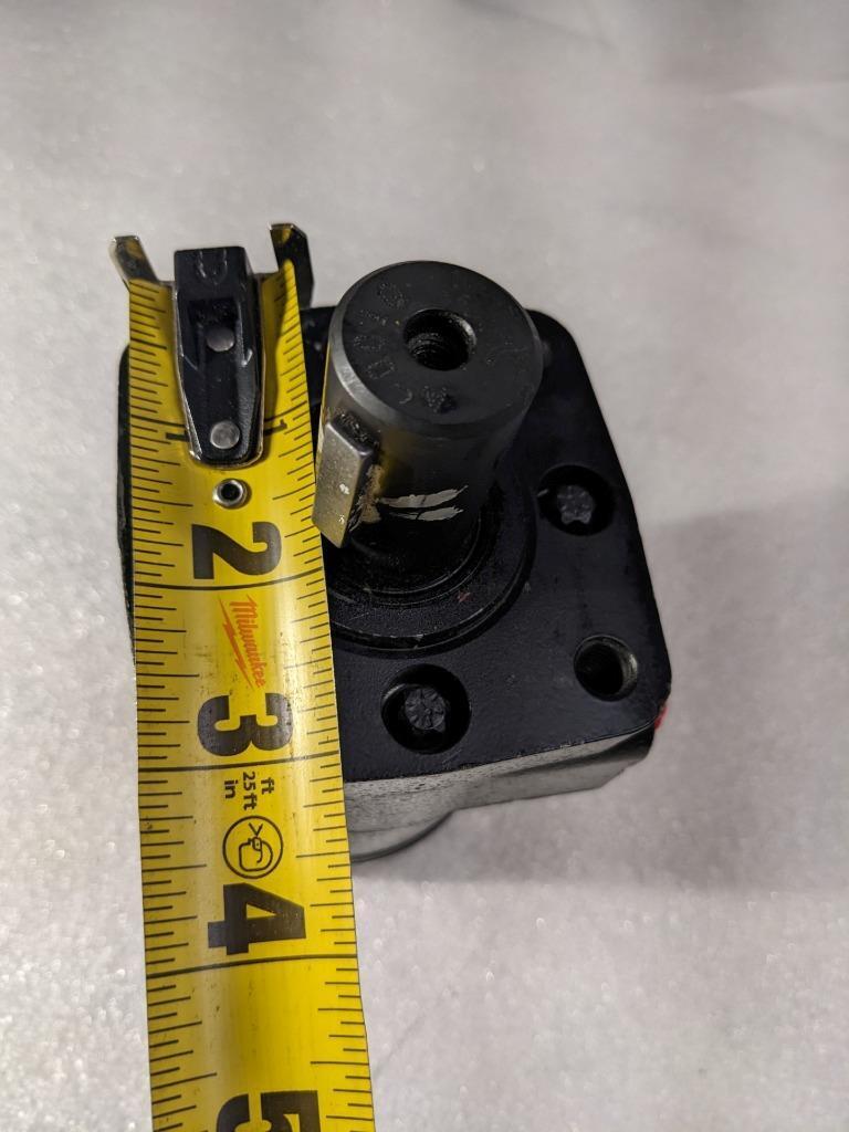 EATON CHER-LYNN CAST IRON 4 BOLT SPOOL GEROLER 101-1003-009 USED R15