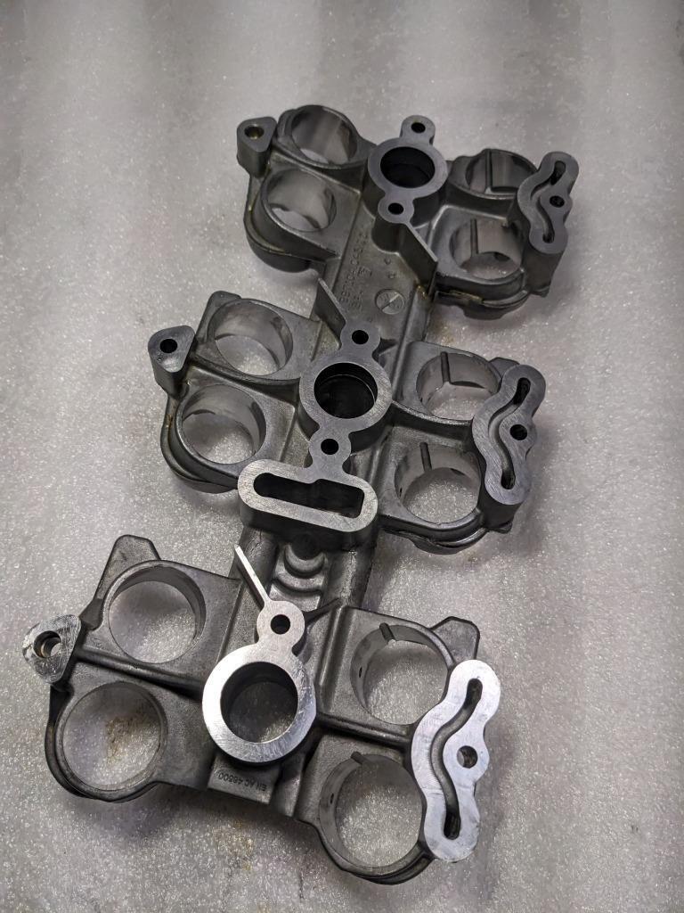 PORSCHE 987 BOXSTER TAPPET HOUSING 99710404300 USED 996B.G.L.