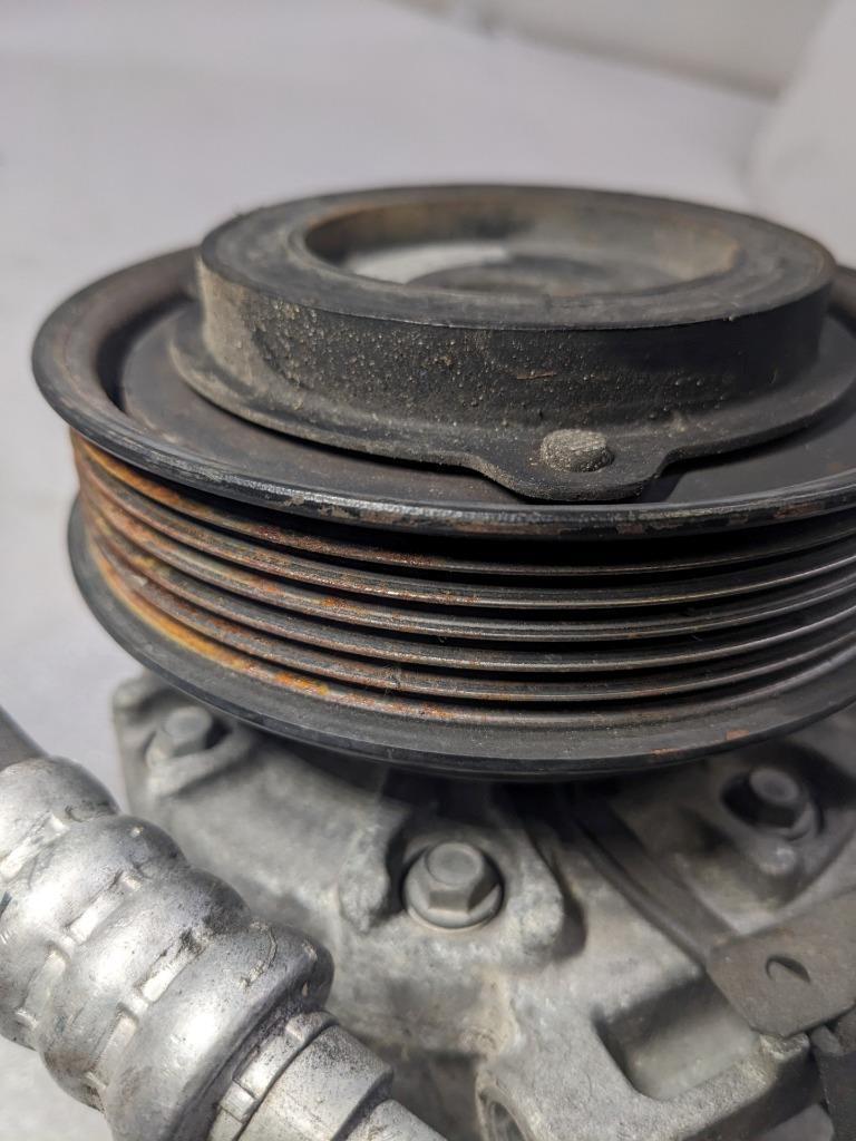 PORSCHE 911/986 BOXSTER A/C PUMP COMPRESSOR 99612601152 USED 996B.G.L.