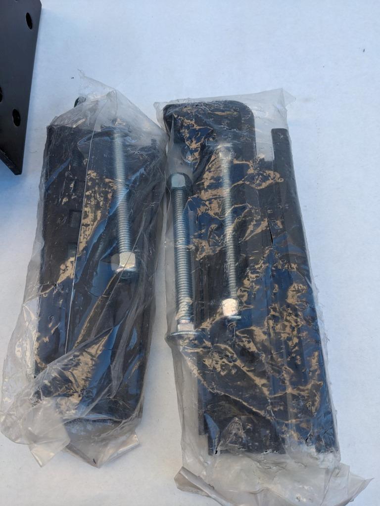 REESE 20K FIFTH WHEEL HITCH (BASE ONLY) 30083 R18