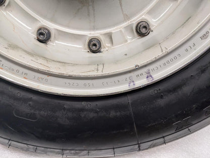 GOODRICH INBOARD WHEEL AND MICHELIN TIRE  30X8.8-15 HUB BORE 77MM 3-1531-3 B2