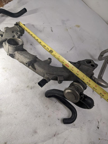 PORSCHE CAYENNE 4.5L VALVE HOUSING WITH PIPES MOUNTED 9481061514R USED R25