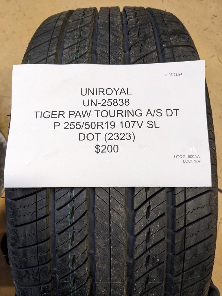 UNIROYAL TIGER PAW TOURING A/S DT P 255 50 19 107V SL TIRE 25838 CQ2