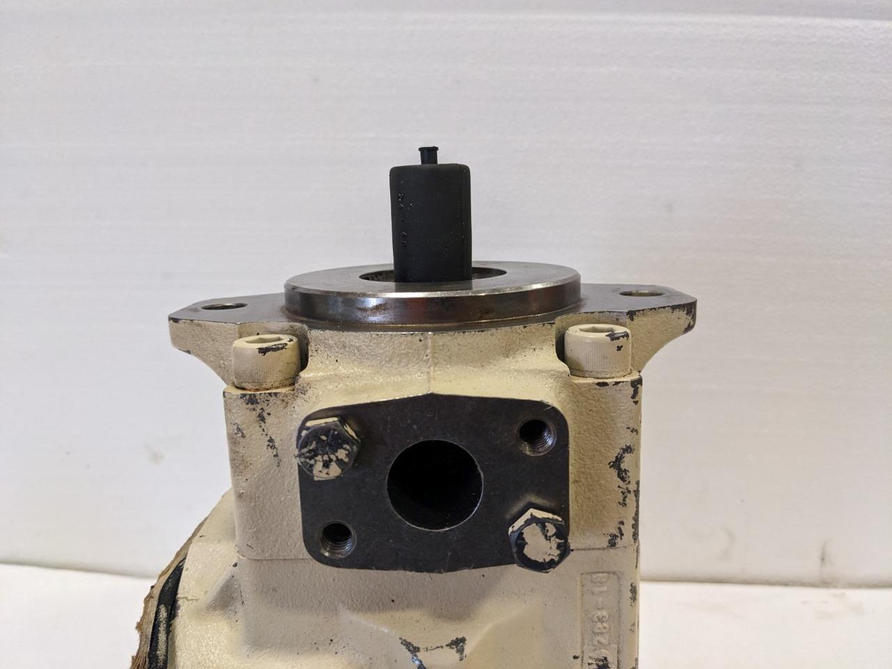 NEW EPIROC 2657 2925 18 HYDRAULIC MOTOR BSRG6