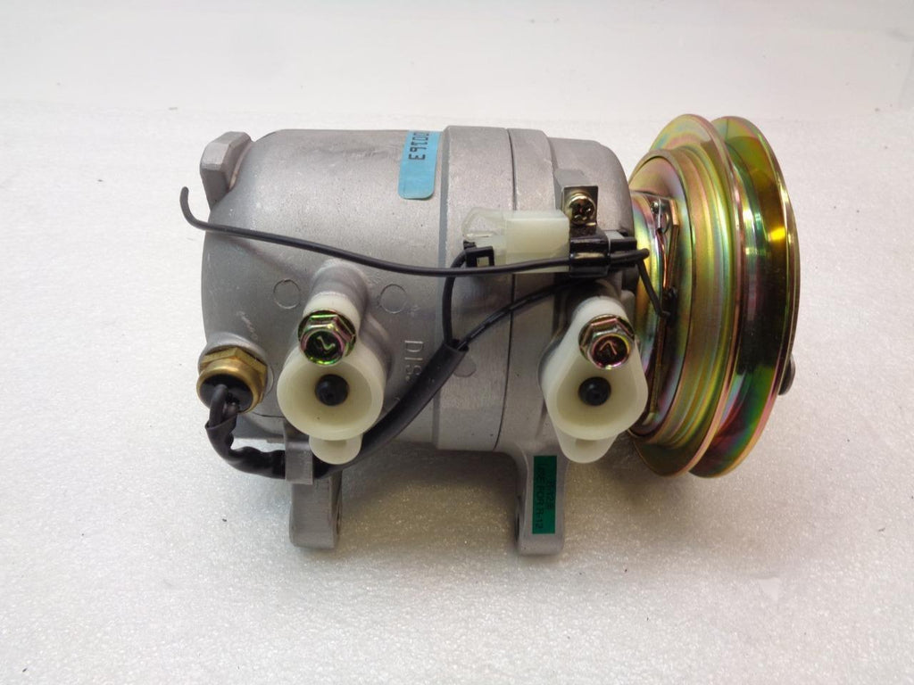 NEW UNBRANDED AC COMPRESSOR 10000163 (UNKNOWN FITMENT) R2
