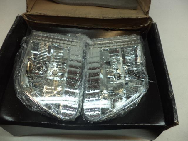 IPCW CRYSTAL CLEAR PROJECTOR HEADLIGHTS CWC-CE15 H4 LP