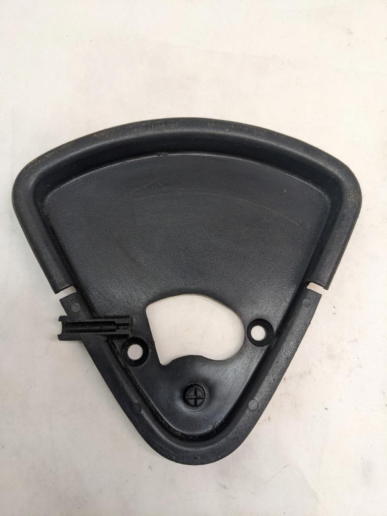 PORSCHE 924/944 BONNET RELEASE HANDLE CATCH SURROUND 92851117302 USED R21