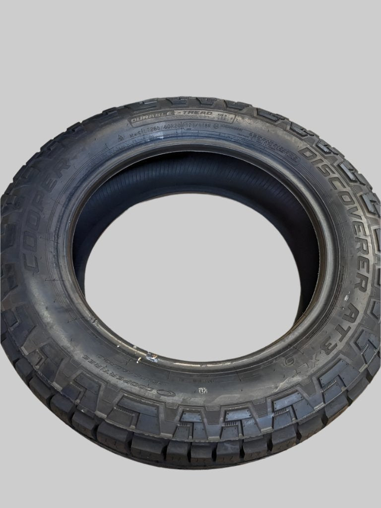 COOPER DISCOVERER AT3 XLT BSW LT 265 60 20 121/118R LRE 10PLY TIRE 90000032611