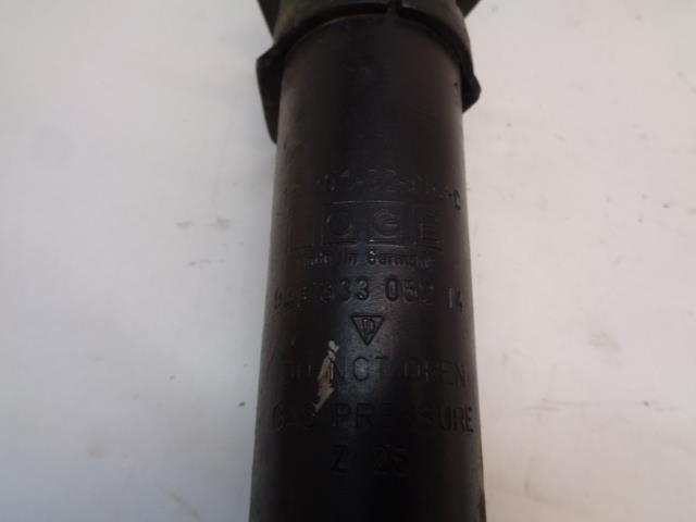 Porsche 993 Shock Absorber Set USED OEM BOGE 993 333 051 14 993 343 041 06 R21