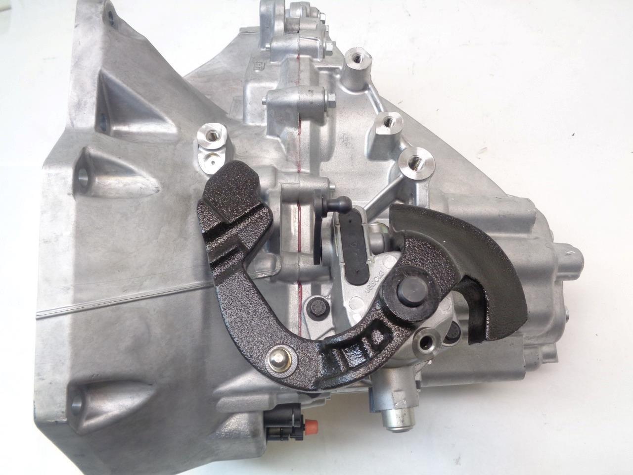 2017 FORD FOCUS 1.0L ECOBOOST GETRAG MANUAL TRANSMISSION CV6R-7002-PG  BLUE4