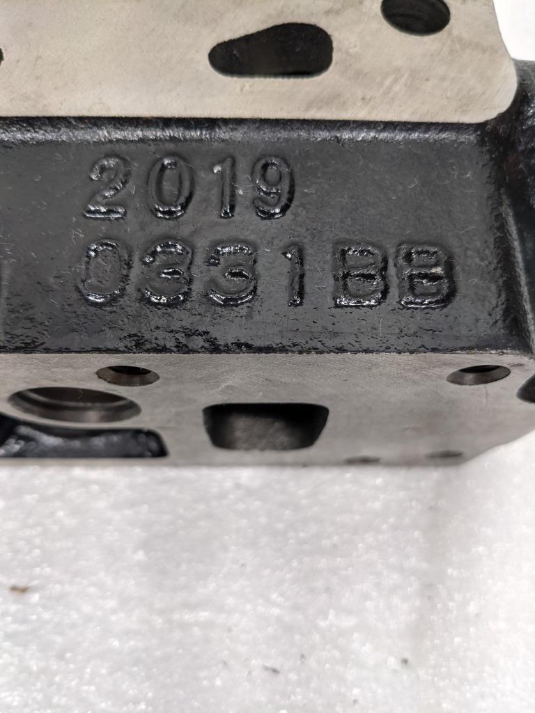 NEW HOLLAND CYLINDER HEAD FITS IVECO ENGINE(S) FC5CE5454 504389002 USED I2