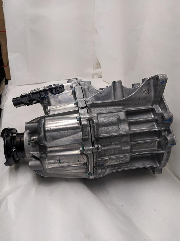 MOPAR 68593801AA TRANSFER CASE FOR 2021-2022 GRAND CHEROKEE 3.6L V6 FLEX NEW I2