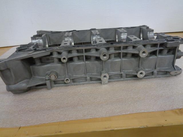 GENUINE USED PORSCHE 948 101 113 CR CRANKCASE HOUSING RIGHT 10-16 PANAMERA R31T1