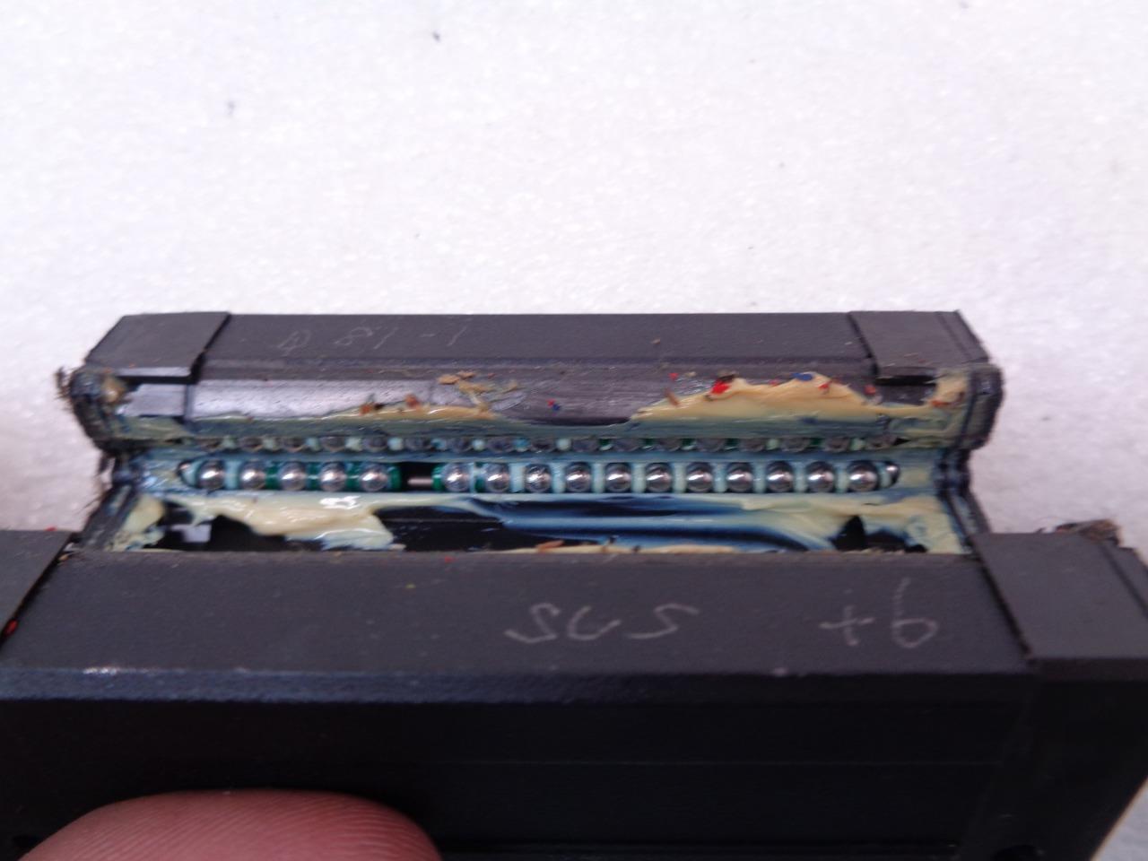 NEW THK LINEAR GUIDE STANDARD BALL PROFILE RAIL WITH BLOCK GUIDES SHS20-340L R29