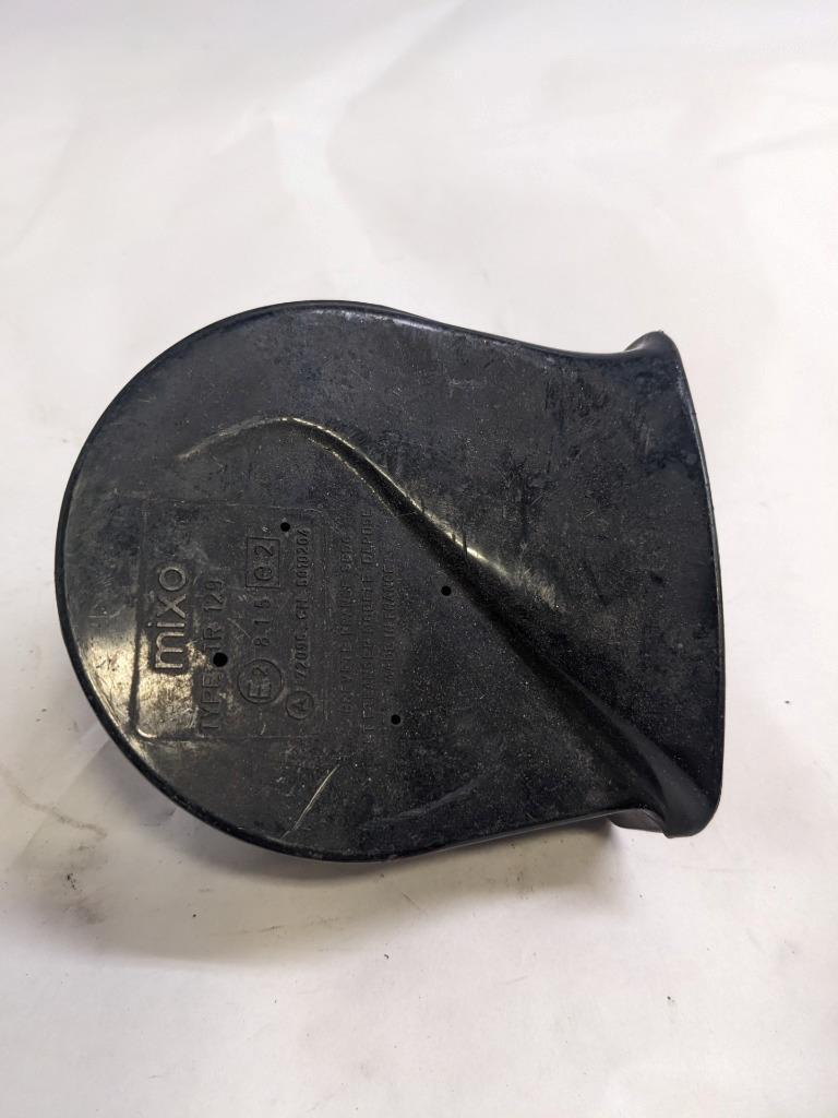 PORSCHE 84-91 944 LOW PITCH TONE ELECTRIC HORN SIREN MIXO TR129 #4 USED R21T2