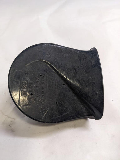 PORSCHE 84-91 944 LOW PITCH TONE ELECTRIC HORN SIREN MIXO TR129 #4 USED R21T2