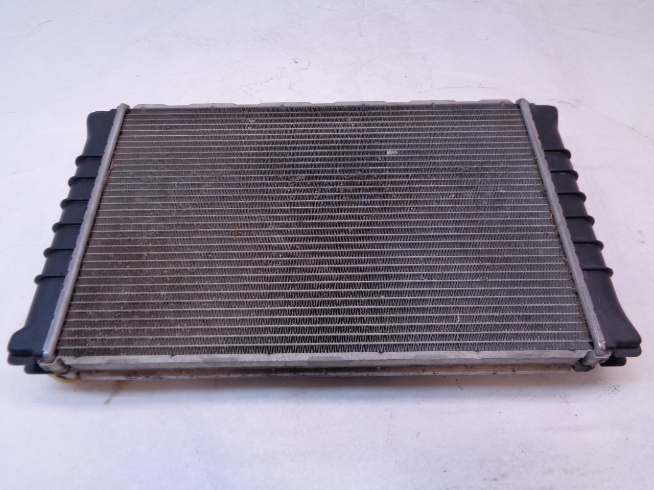 USED GENUINE PORSCHE 944 924 RADIATOR 94410603103 SR