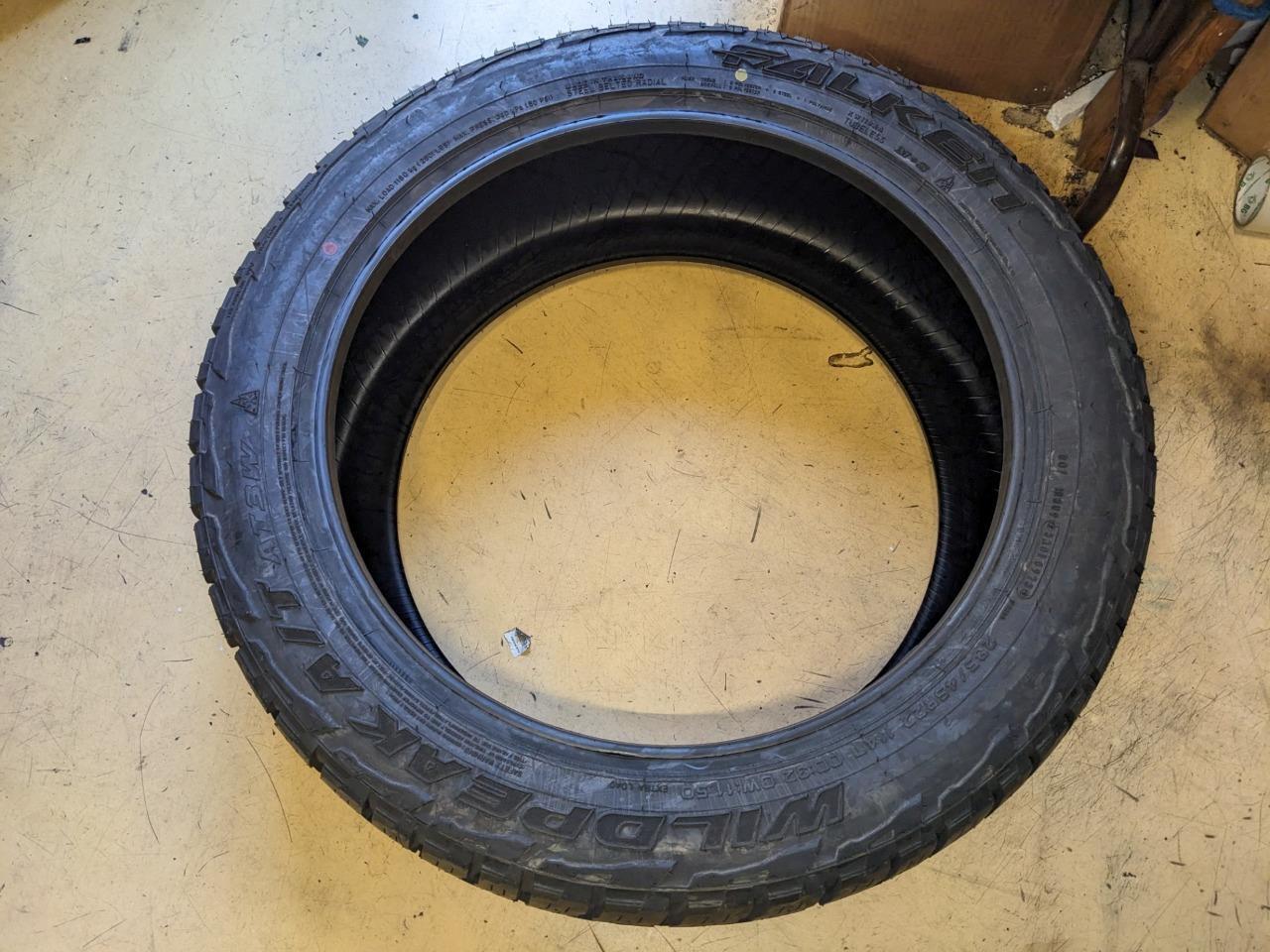FALKEN WILDPEAK A/T AT3W  P 285 45 22 114H XL TIRE 28034219 CQ3