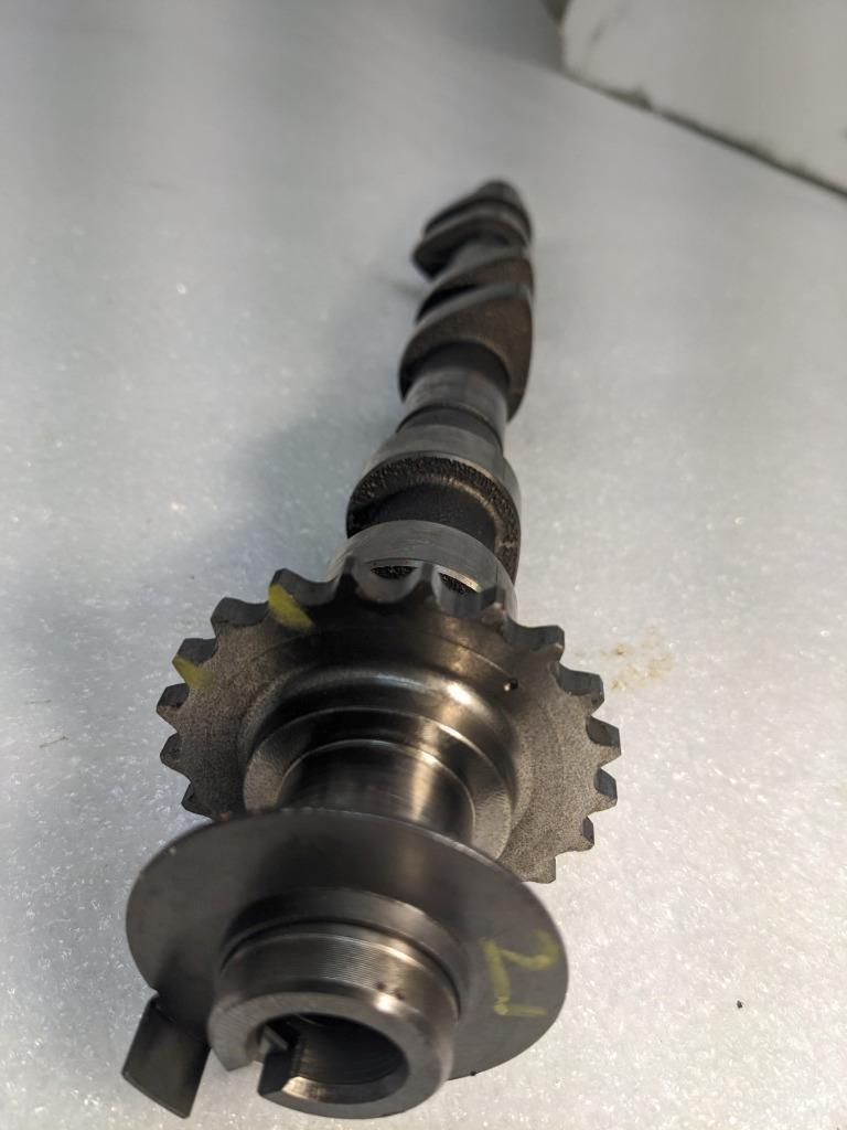 PORSCHE 996 BOXSTER CAMSHAFT 21-SPLINE 99622186815 USED 996B.G.L.2T1