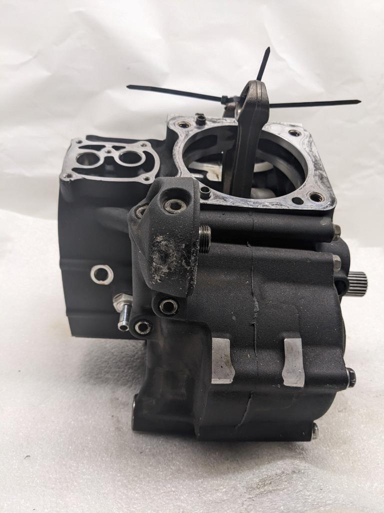 HARLEY DAVIDSON MILWAUKEE 8 TOURING CRANKCASE FOR 17-23 ELECTRA GLIDE USED I2