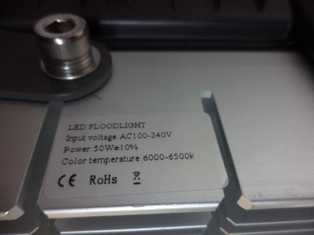 NEW LED FLOODLIGHT 50W 6000-6500K AC100-240V IP65 R28