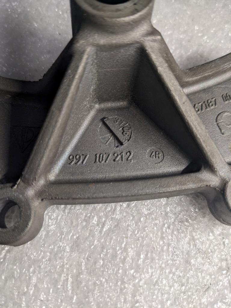 PORSCHE 911/986 BOXSTER OIL PUMP PIECE 99710721244R USED 996BGL