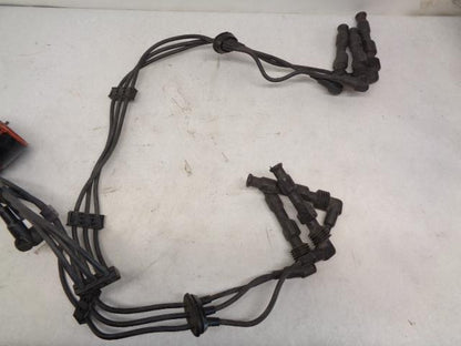 USED BOSCH DISTRIBUTOR CAP AND WIRES/CABLES for PORSCHE 911 1 235 522 413 R25